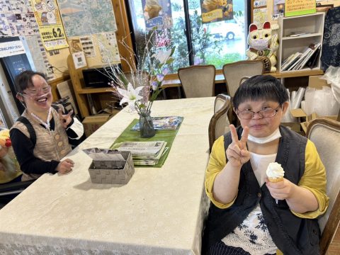 社会科見学に行きました♪