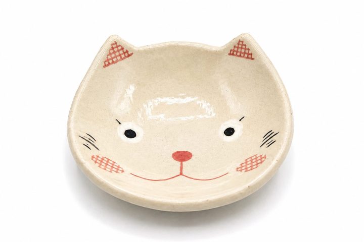 小皿（ネコ顔）